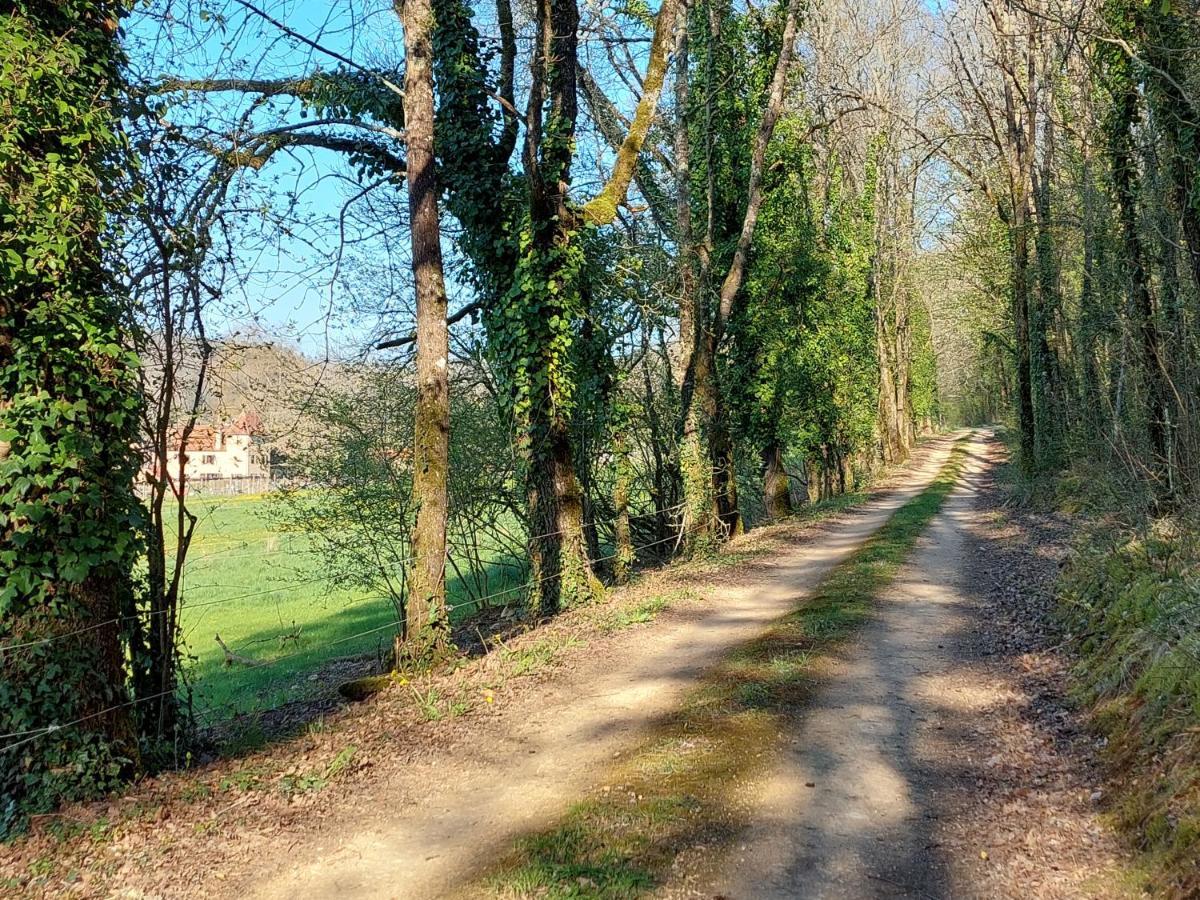 Ferme Des Petites Oreilles 4 Etoiles Montignac-Lascaux Kültér fotó